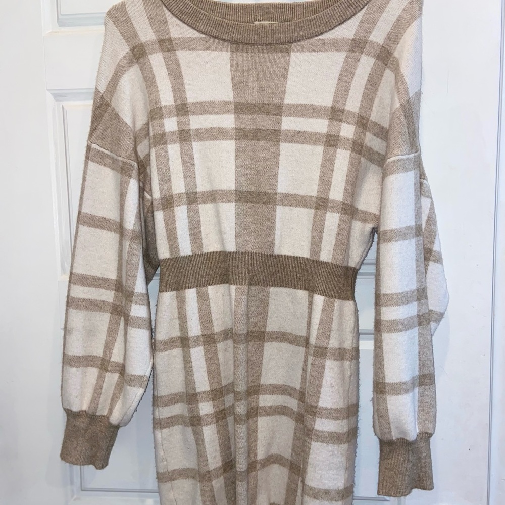 Sweater dress Shop These Three Boutique - Picture 3 of 5